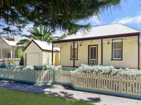 Fortuna Rose, Port Fairy